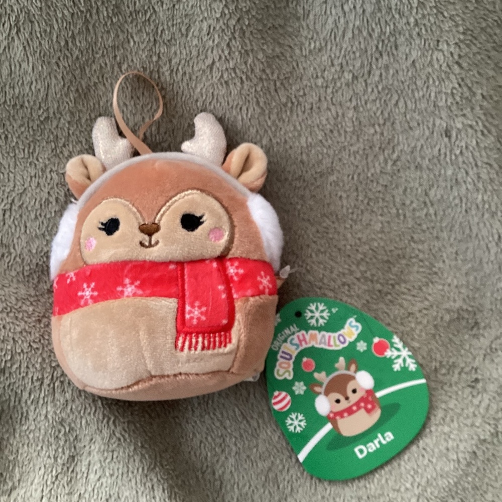 New Darla The Reindeer Squishmallows 4 inch 4.5” Plush Christmas mini Ornament - Picture 1 of 3